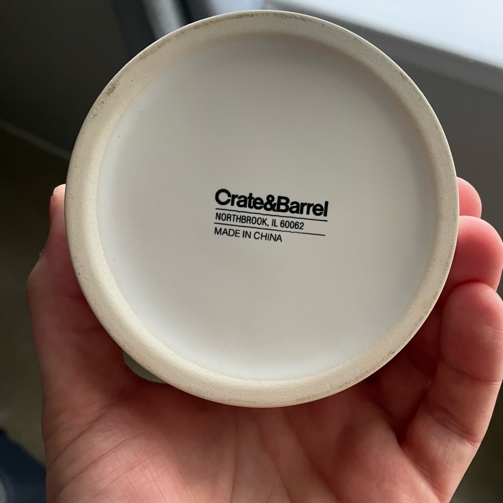 Crate & Barrel small ceramic canister - Picture 4 of 6
